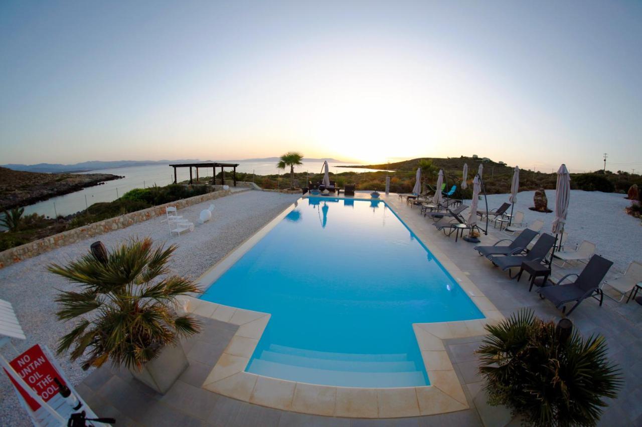 Tersanas Beach Lodges Bagian luar foto