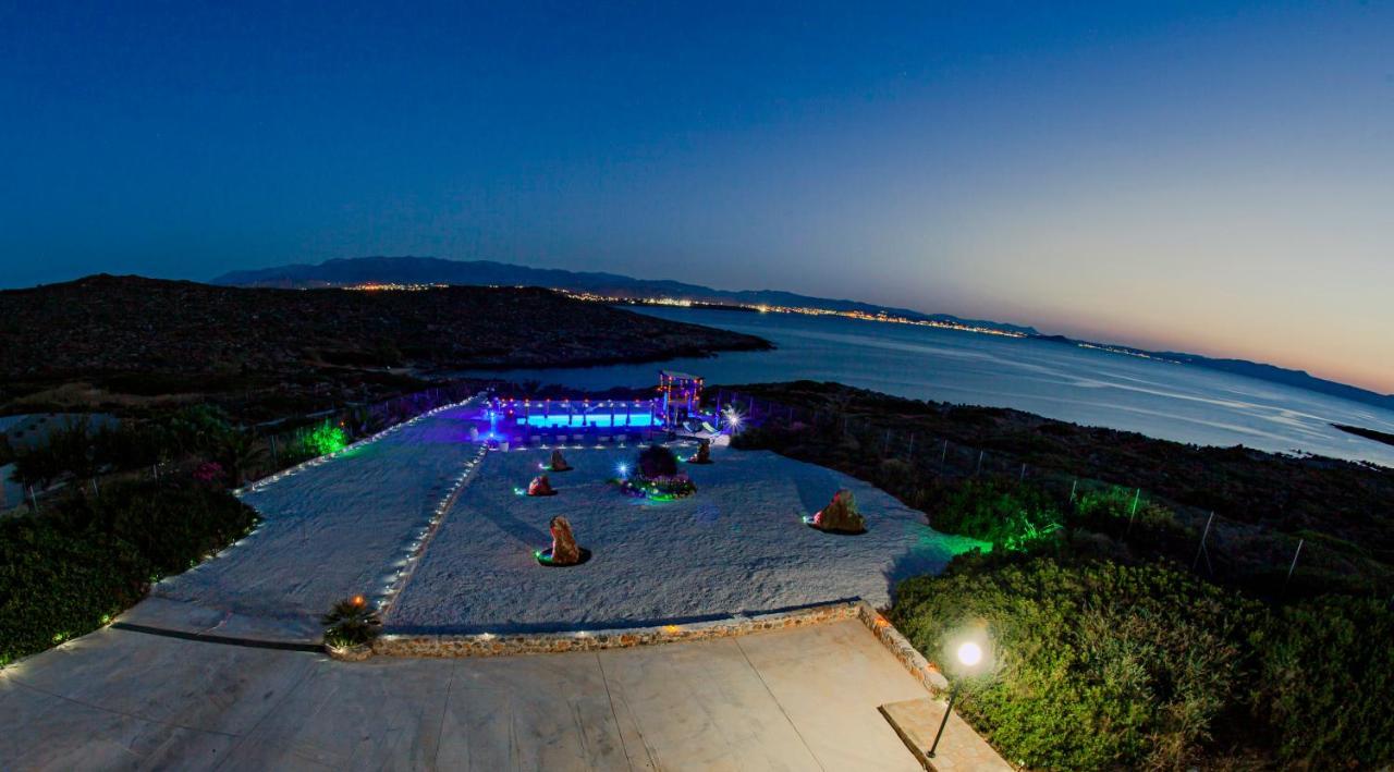 Tersanas Beach Lodges Bagian luar foto